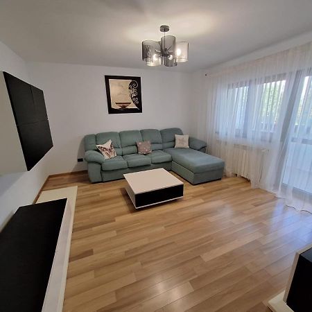 Urban George Enescu 4 Beedroom Apartment Suceava Luaran gambar