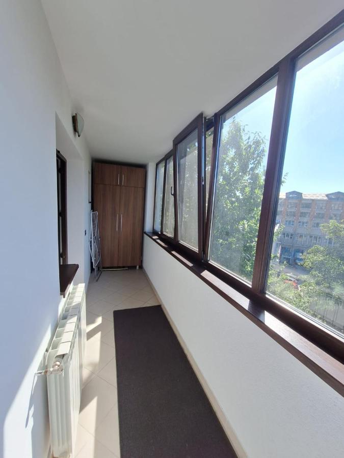 Urban George Enescu 4 Beedroom Apartment Suceava Luaran gambar