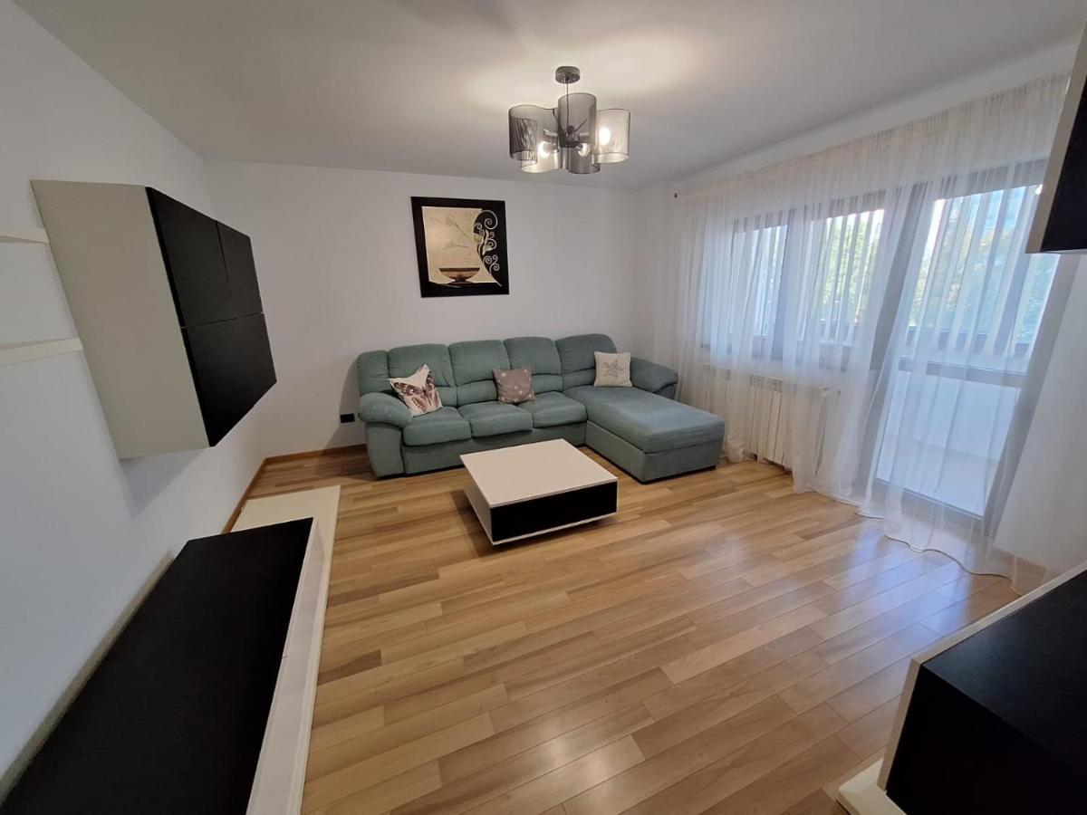 Urban George Enescu 4 Beedroom Apartment Suceava Luaran gambar