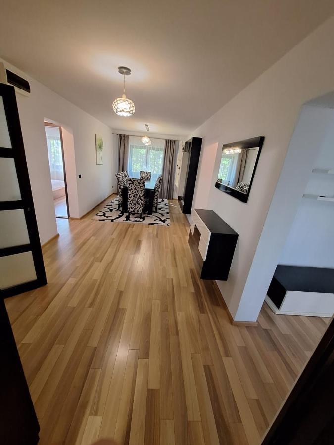 Urban George Enescu 4 Beedroom Apartment Suceava Luaran gambar