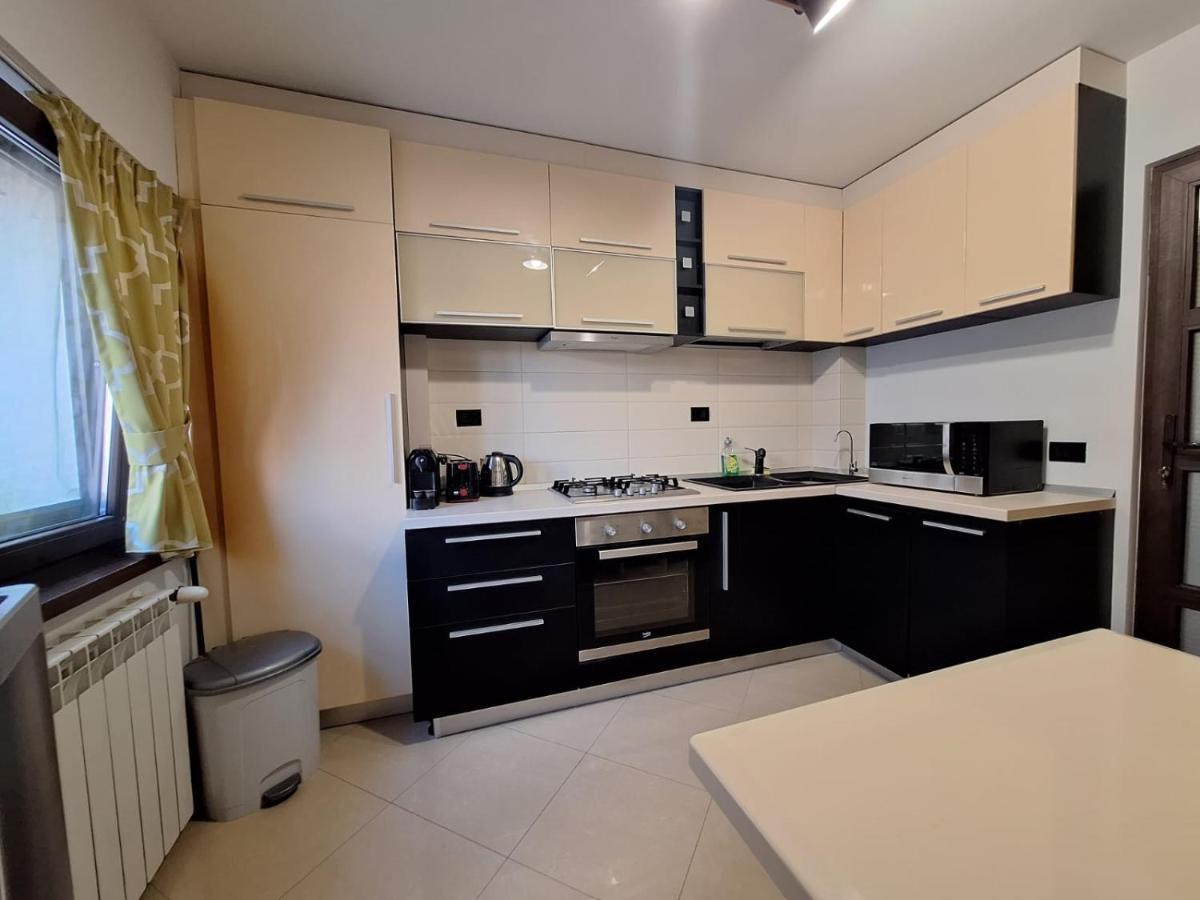 Urban George Enescu 4 Beedroom Apartment Suceava Luaran gambar