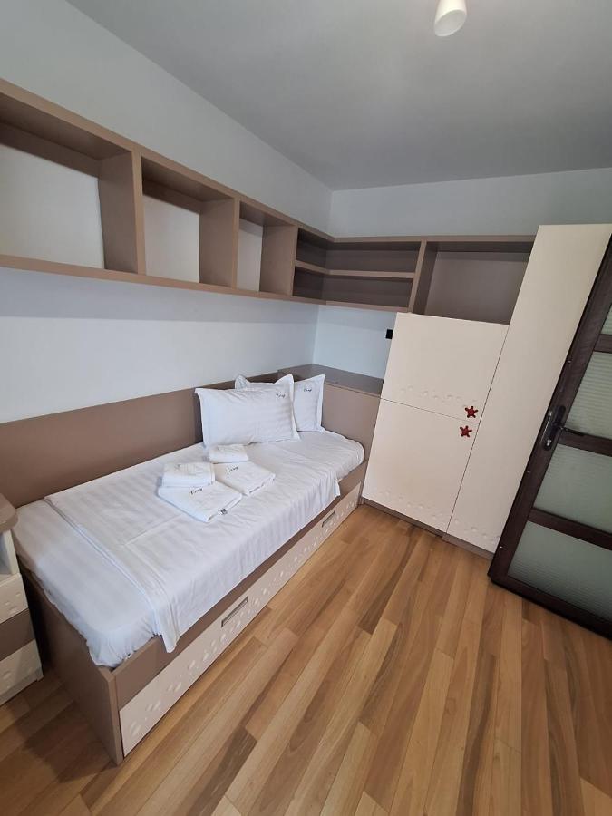 Urban George Enescu 4 Beedroom Apartment Suceava Luaran gambar